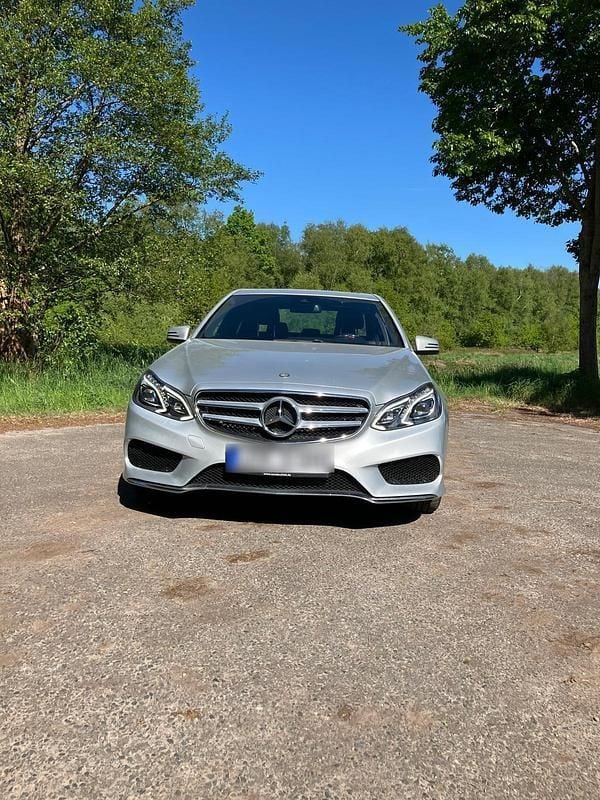 Silber Gebraucht 2018 Mercedes 350 AMG Limousine | 23.000 € - Bild 1/4