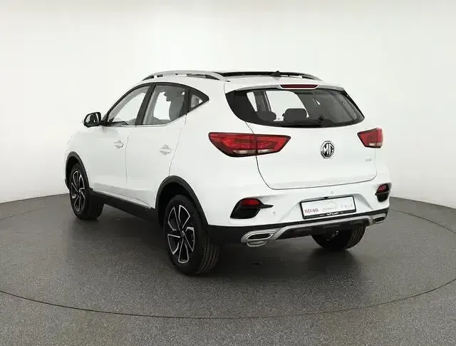 Gebraucht MG ZS Luxury 111 PS (81 kW) 2024 Arktisweissmet. SUV