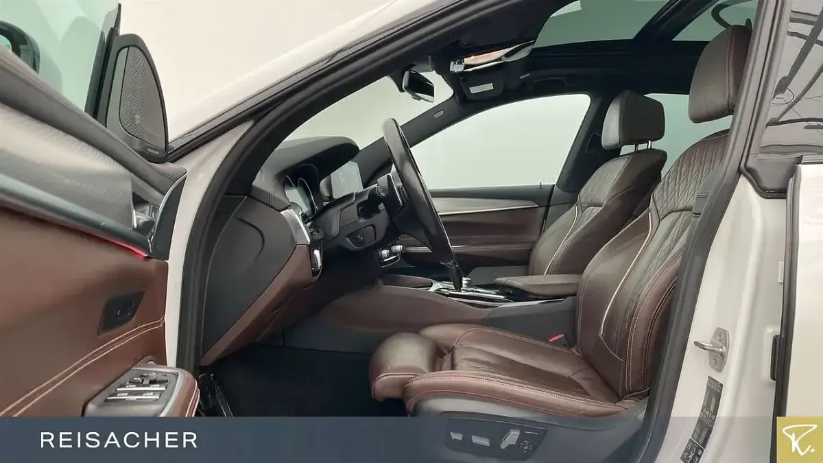 Gebraucht BMW 640 Efficient Dynamics 320 PS (235 kW) 2019 Mineralweiß metallic Coupé