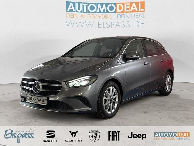 Grau Gebraucht 2019 Mercedes B200 Van / Kleinbus | 22.489 € (Fairer Preis) - Bild 1/4