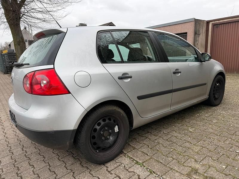 Gebraucht VW Golf VI 105 PS (77 kW) 2008 Silber Kleinwagen