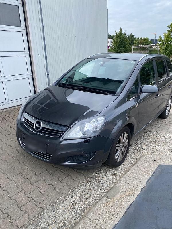 Grau Gebraucht 2009 Opel Zafira Van / Kleinbus | 1.500 € (Guter Preis) - Bild 1/4