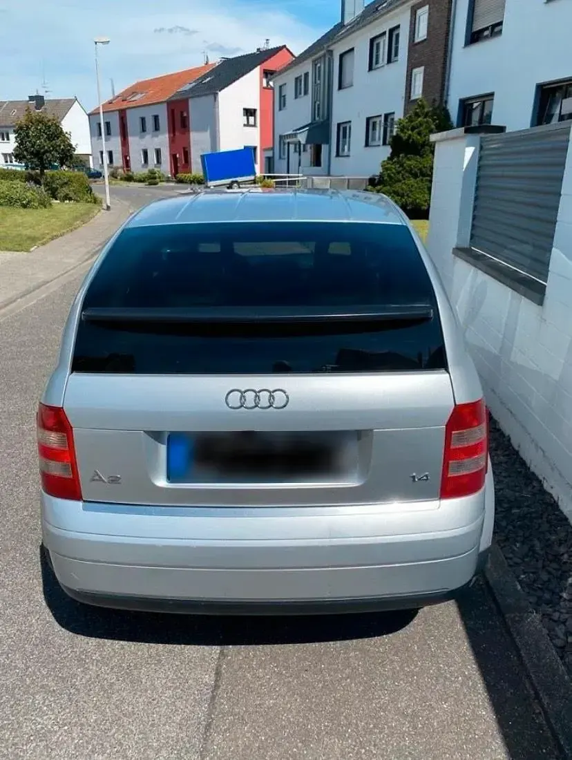 Gebraucht Audi A2 75 PS (55 kW) 2001 Silber Kleinwagen