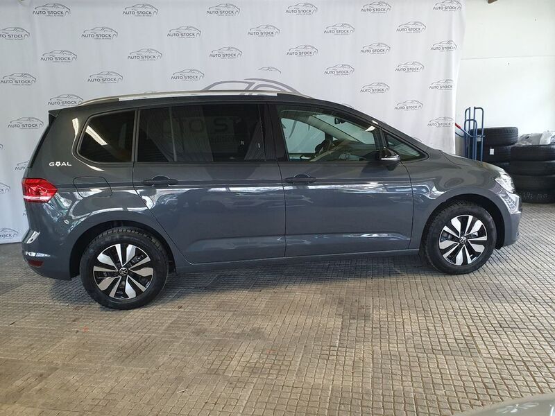 Gebraucht VW Touran Goal 150 PS (110 kW) 2024 Atlantik blau met. Van / Kleinbus
