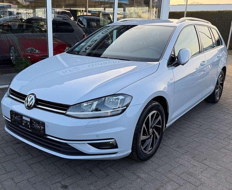 White silver Gebraucht 2018 VW Golf VII Join Kombi | 9.990 € (Guter Preis) - Bild 1/4