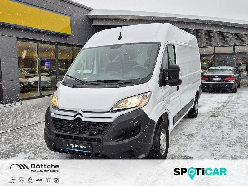 Gebraucht Citroën Jumper 140 PS (102 kW) 2024 Lackierung weiss icy/deckende lackierung Van / Kleinbus