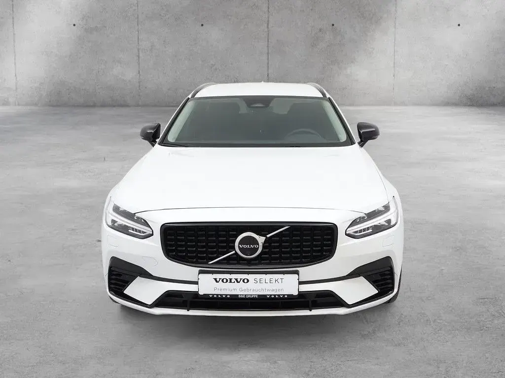 Gebraucht Volvo V90 Plus 398 PS (292 kW) 2025 Crystal weiss Kombi
