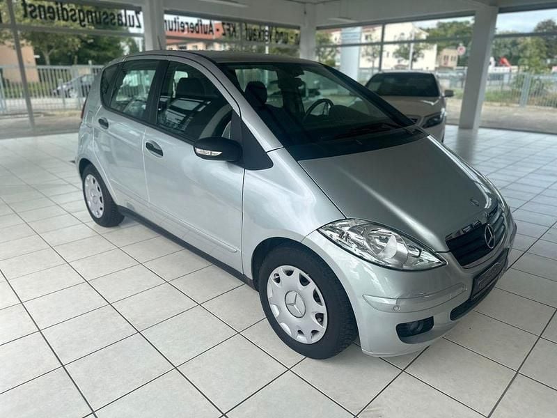 Silber Gebraucht 2005 Mercedes A150 Van / Kleinbus | 5.490 € (Fairer Preis) - Bild 1/4