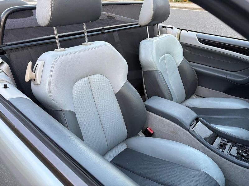 Gebraucht Mercedes CLK320 Avantgarde 218 PS (160 kW) 2001 Silber Cabrio