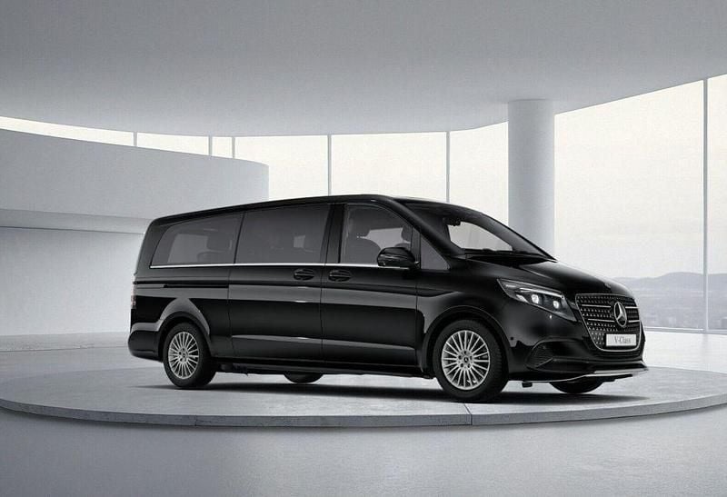 Gebraucht Mercedes V300 237 PS (174 kW) 2025 Schwarz Van / Kleinbus
