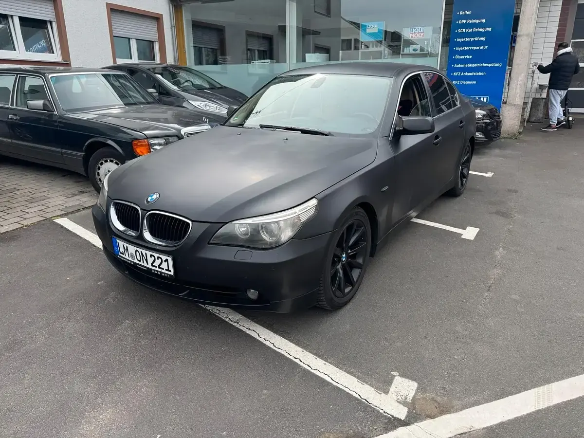 Gebraucht BMW 525 130 PS (95 kW) 2005 Schwarz Limousine