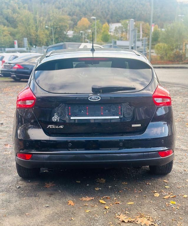 Gebraucht Ford Focus Business Edition 101 PS (74 kW) 2018 Schwarz Limousine