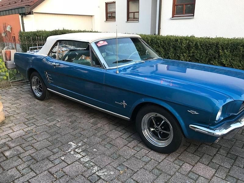 Gebraucht Ford Mustang 200 PS (147 kW) 1966 Blau Cabrio