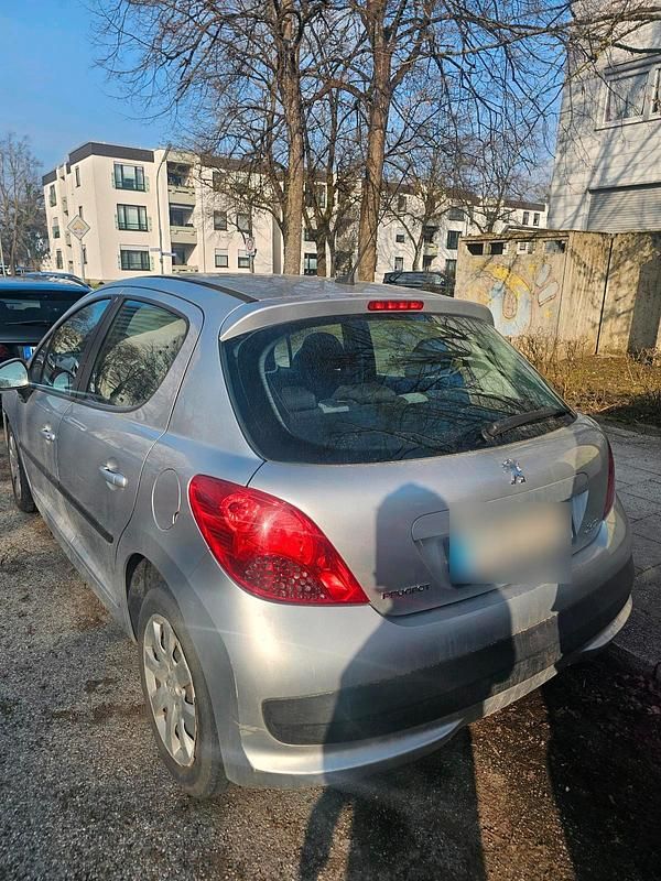 Gebraucht Peugeot 207 72 PS (52 kW) 2009 Grau Limousine