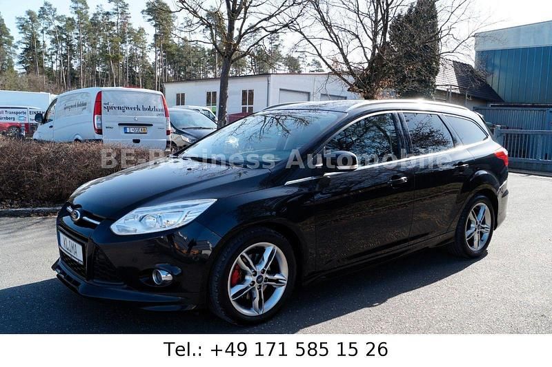 Gebraucht Ford Focus Titanium 182 PS (133 kW) 2014 Schwarz Kombi
