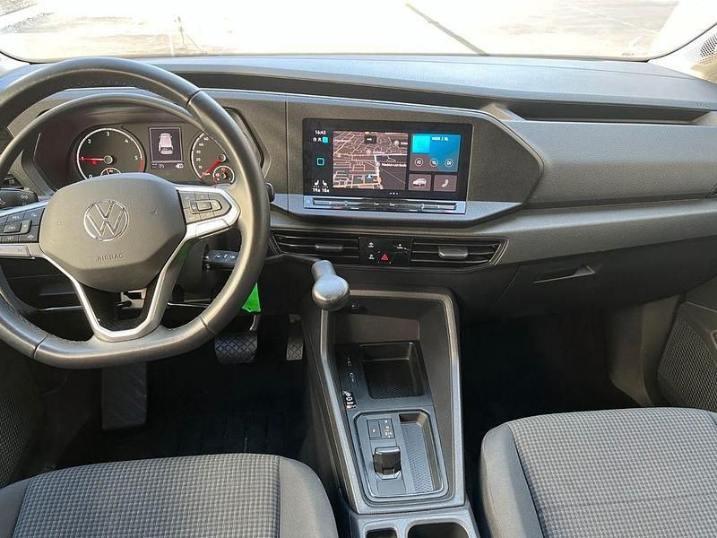 Używany VW Caddy Maxi 122 KM (89 kW) 2024 Czarny Minivan
