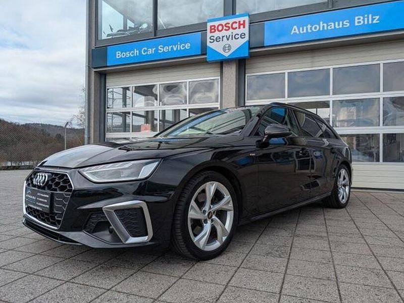 Gebraucht Audi A4 S-Line 163 PS (119 kW) 2022 Schwarz Kombi