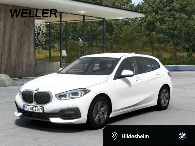 Alpinweiss iii (weiß) Gebraucht 2021 BMW 118 Advantage Kleinwagen | 19.450 € (Fairer Preis) - Bild 1/4