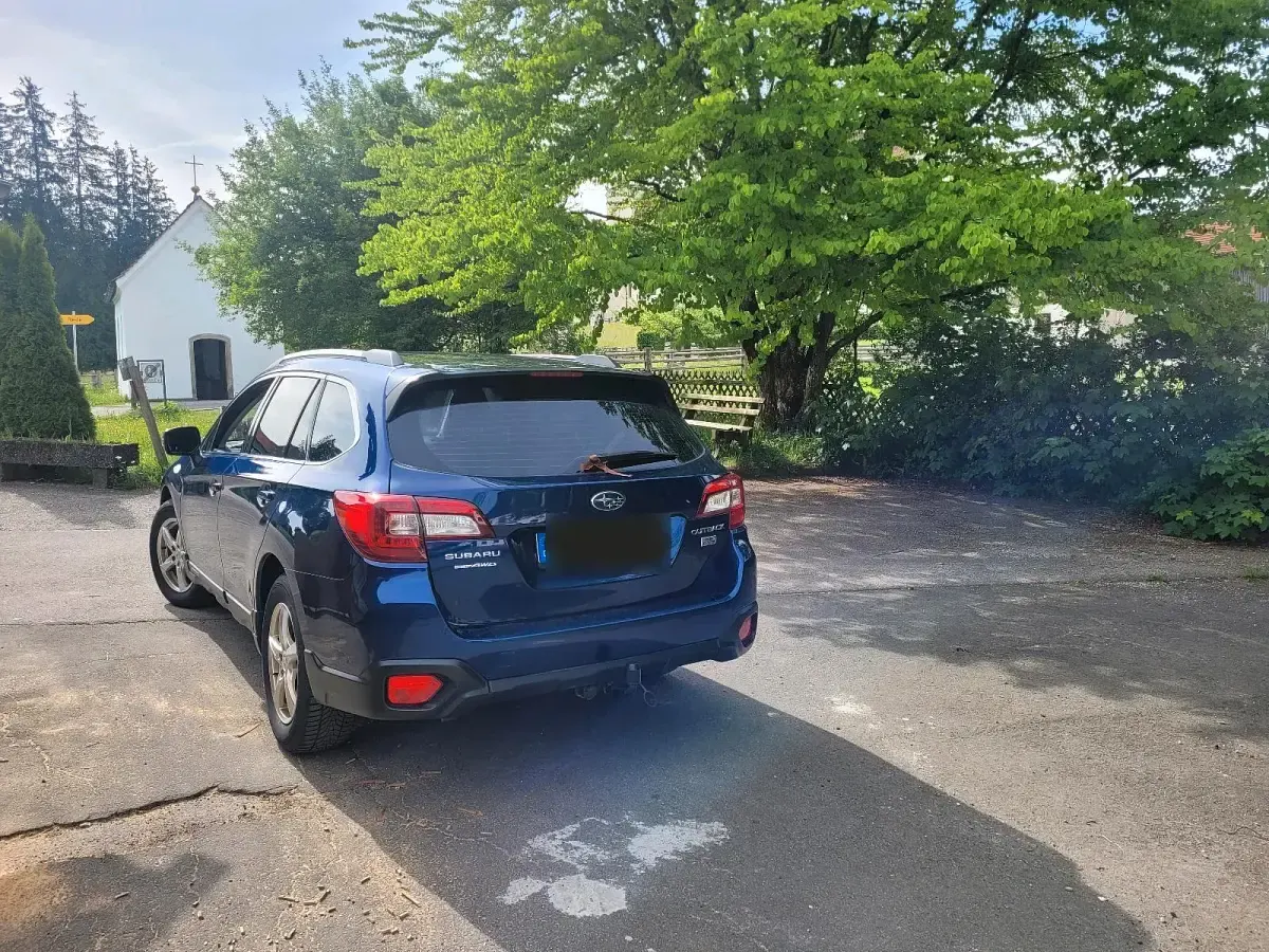 Gebraucht Subaru Outback 150 PS (110 kW) 2016 Blau Kombi