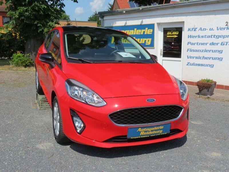 Rot Gebraucht 2018 Ford Fiesta Kleinwagen | 10.640 € (Etwas zu teuer) - Bild 1/4