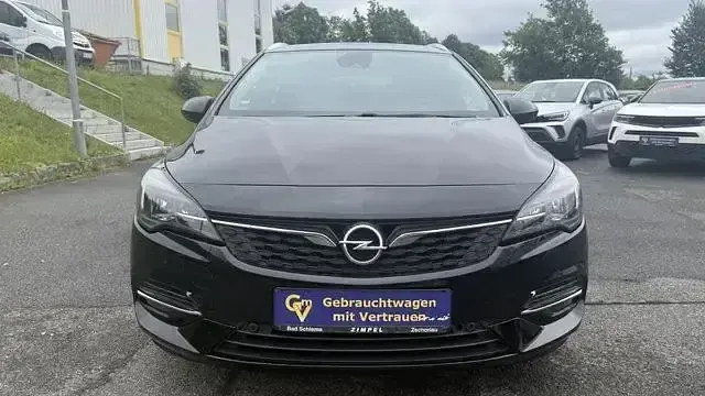 Gebraucht Opel Astra Elegance 131 PS (96 kW) 2022 Schwarz Kleinwagen