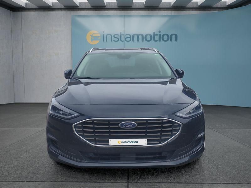 Gebraucht Ford Focus Titanium 125 PS (91 kW) 2024 Schwarz Kombi