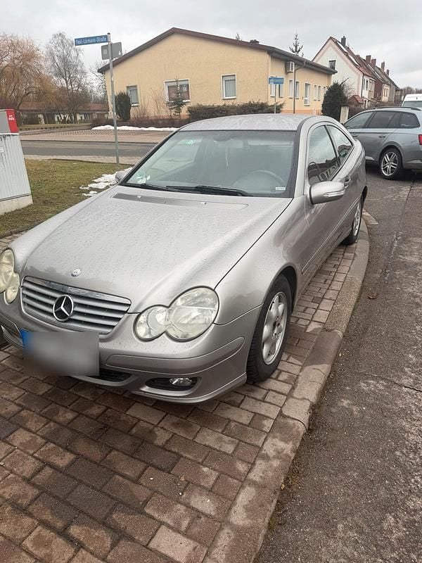 Gebraucht Mercedes C180 143 PS (105 kW) 2004 Coupé