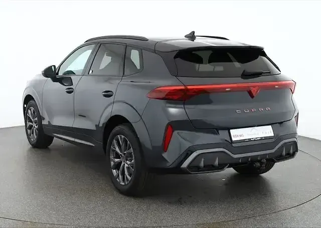 Neu Cupra Terramar 150 PS (110 kW) 2026 Grau SUV