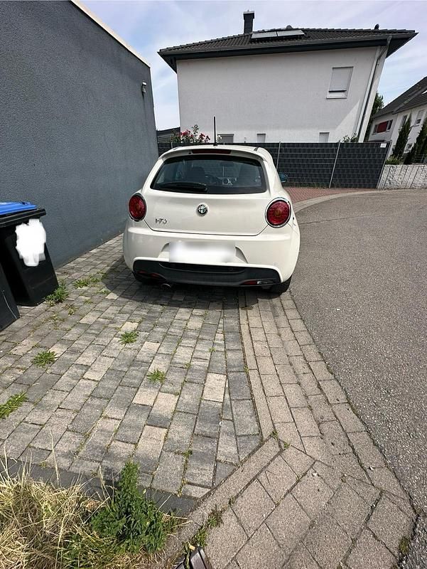 Gebraucht Alfa Romeo MiTo 120 PS (88 kW) 2012 Beige Kleinwagen