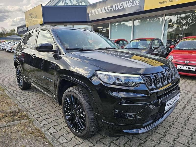 Gebraucht Jeep Compass 239 PS (175 kW) 2022 Solid black (5ck) SUV