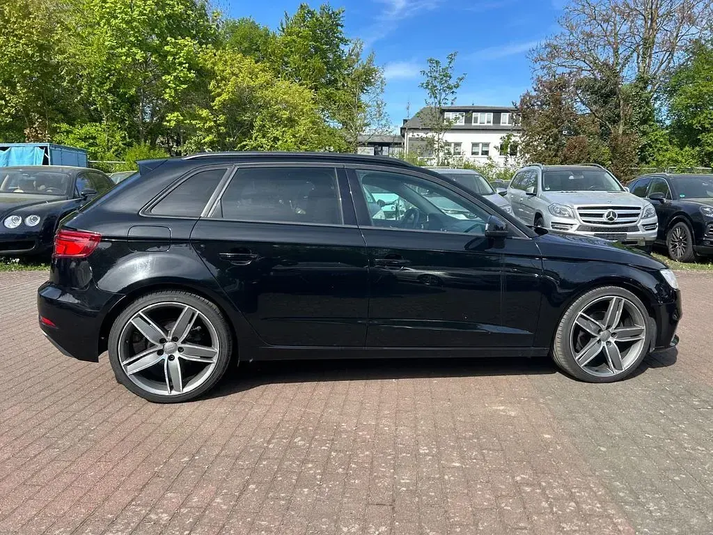 Gebraucht Audi A3 Sport 150 PS (110 kW) 2017 Schwarz Limousine