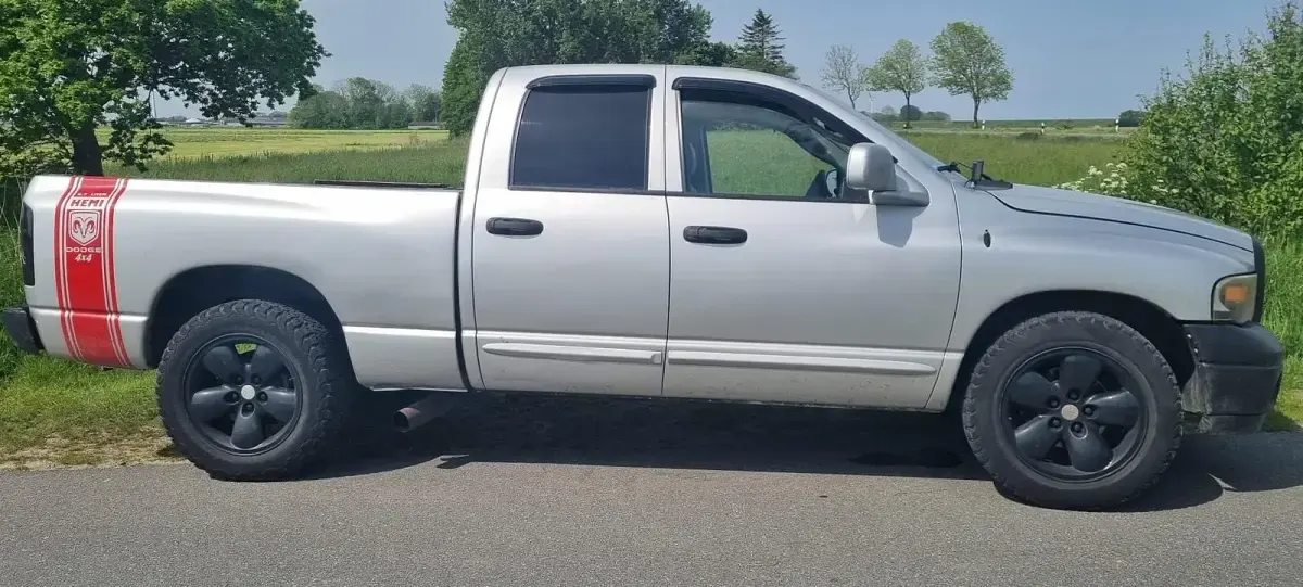 Gebraucht Dodge Ram 350 PS (257 kW) 2003 Silber Pickup