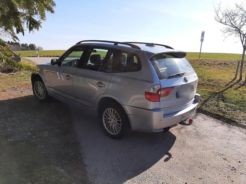 Gebraucht BMW X3 231 PS (169 kW) 2004 Blau SUV
