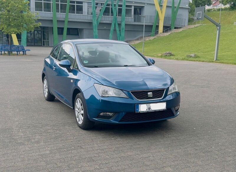 Blau Gebraucht 2013 Seat Ibiza SC Style Kleinwagen | 2.800 € (Guter Preis) - Bild 1/4