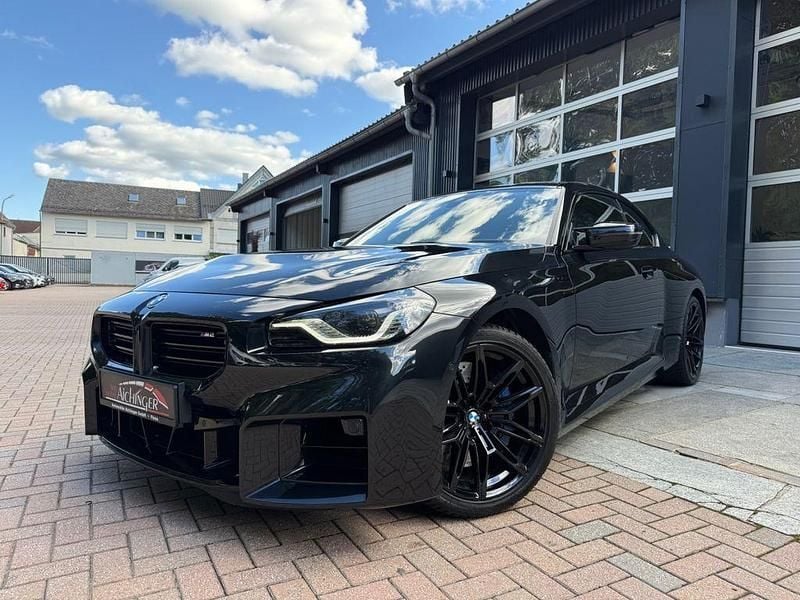 Schwarz Gebraucht 2024 BMW M2 Shadowline Coupé | 57.999 € (Superpreis) - Bild 1/4