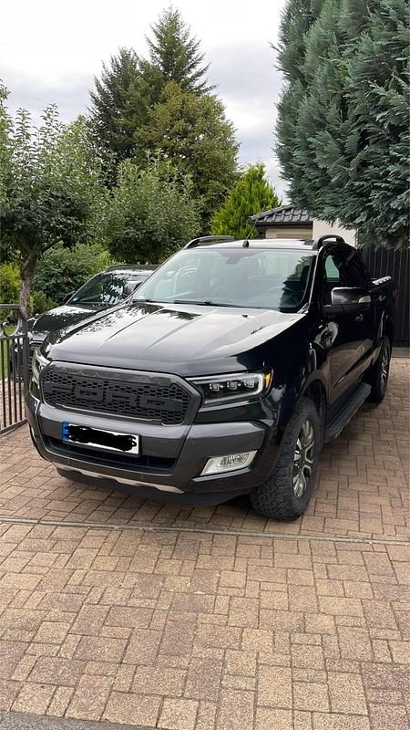 Grau Gebraucht 2016 Ford Ranger Wildtrack Abholung | 19.999 € (Fairer Preis) - Bild 1/4