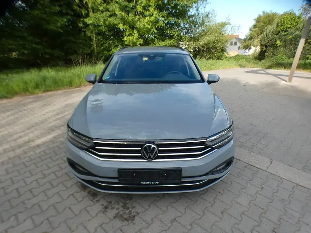 Gebraucht VW Passat Business 200 PS (147 kW) 2021 Mondsteingrau Kombi