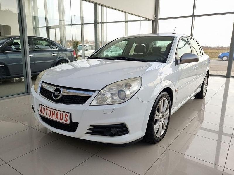 Gebraucht Opel Vectra Edition 122 PS (89 kW) 2005 Weiß Limousine