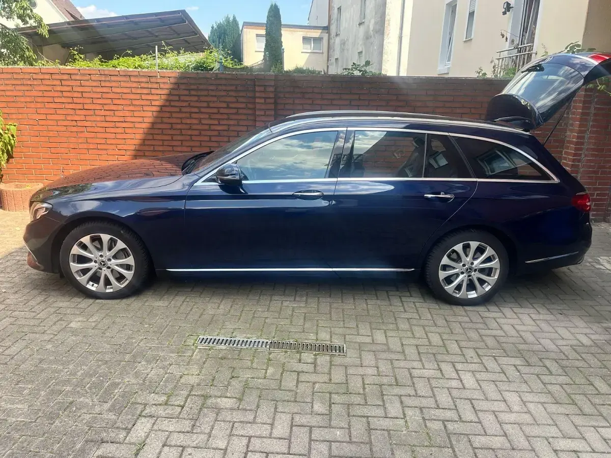 Gebraucht Mercedes E350 258 PS (189 kW) 2018 Limousine