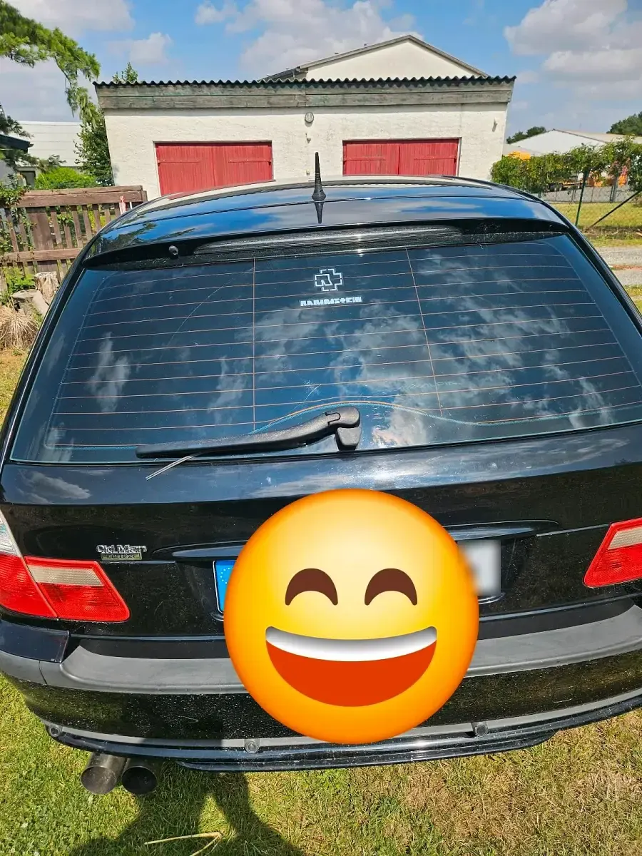 Gebraucht BMW 318 143 PS (105 kW) 2004 Schwarz Kombi