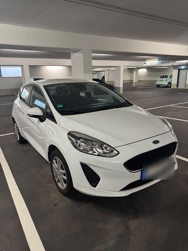 Weiß Gebraucht 2019 Ford Fiesta Trend Kleinwagen | 8.790 € (Guter Preis) - Bild 1/4