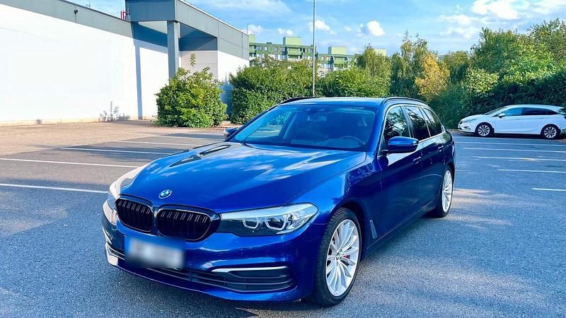 Blau Gebraucht 2017 BMW 525 Kombi | 15.850 € (Guter Preis) - Bild 1/4