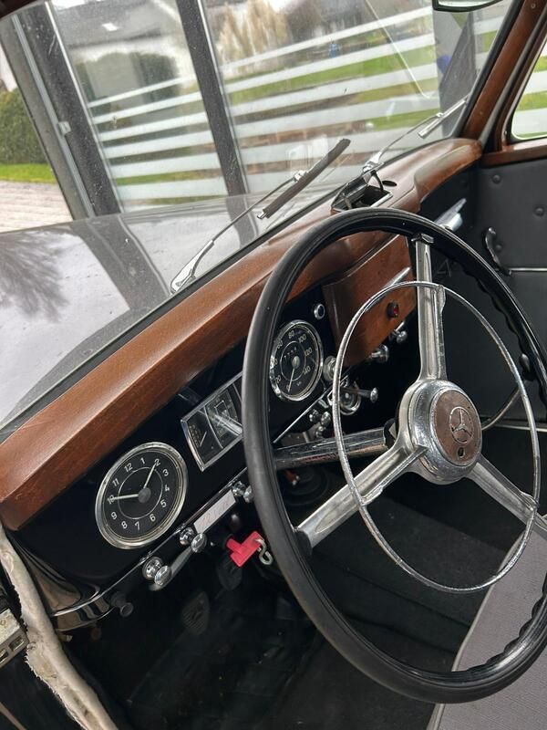 Schwarz Gebraucht 1950 Mercedes 170 Limousine | 33.000 € - Bild 1/4