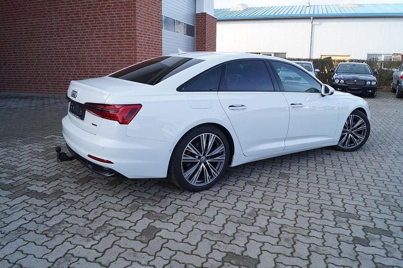 Gebraucht Audi A6 Design 286 PS (210 kW) 2019 Weiß Limousine