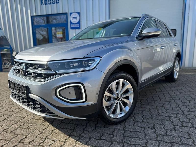 Gebraucht VW T-Roc Style 150 PS (110 kW) 2024 Silber SUV