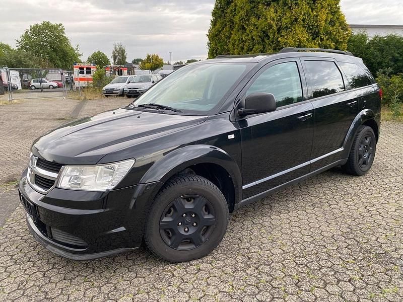 Gebraucht Dodge Journey SE 170 PS (125 kW) 2009 Schwarz SUV