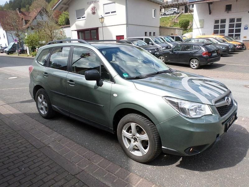 Gebraucht Subaru Forester Active 147 PS (108 kW) 2015 Grün SUV