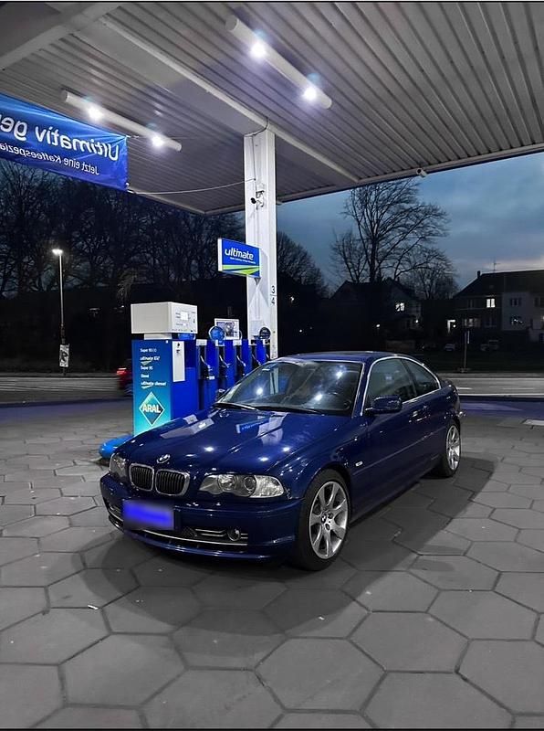 Gebraucht BMW 330 Basis 231 PS (169 kW) 2002 Blau Coupé