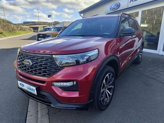 Lucidrot metallic Gebraucht 2020 Ford Explorer ST-Line SUV | 44.990 € - Bild 1/4