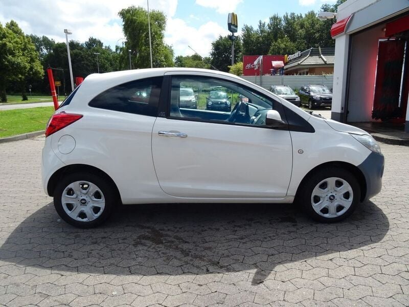 Gebraucht Ford Ka Titanium 69 PS (50 kW) 2010 Weiß Kleinwagen